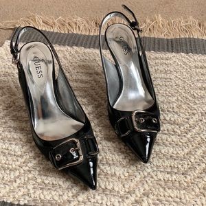 Guess black pointed dress shoes